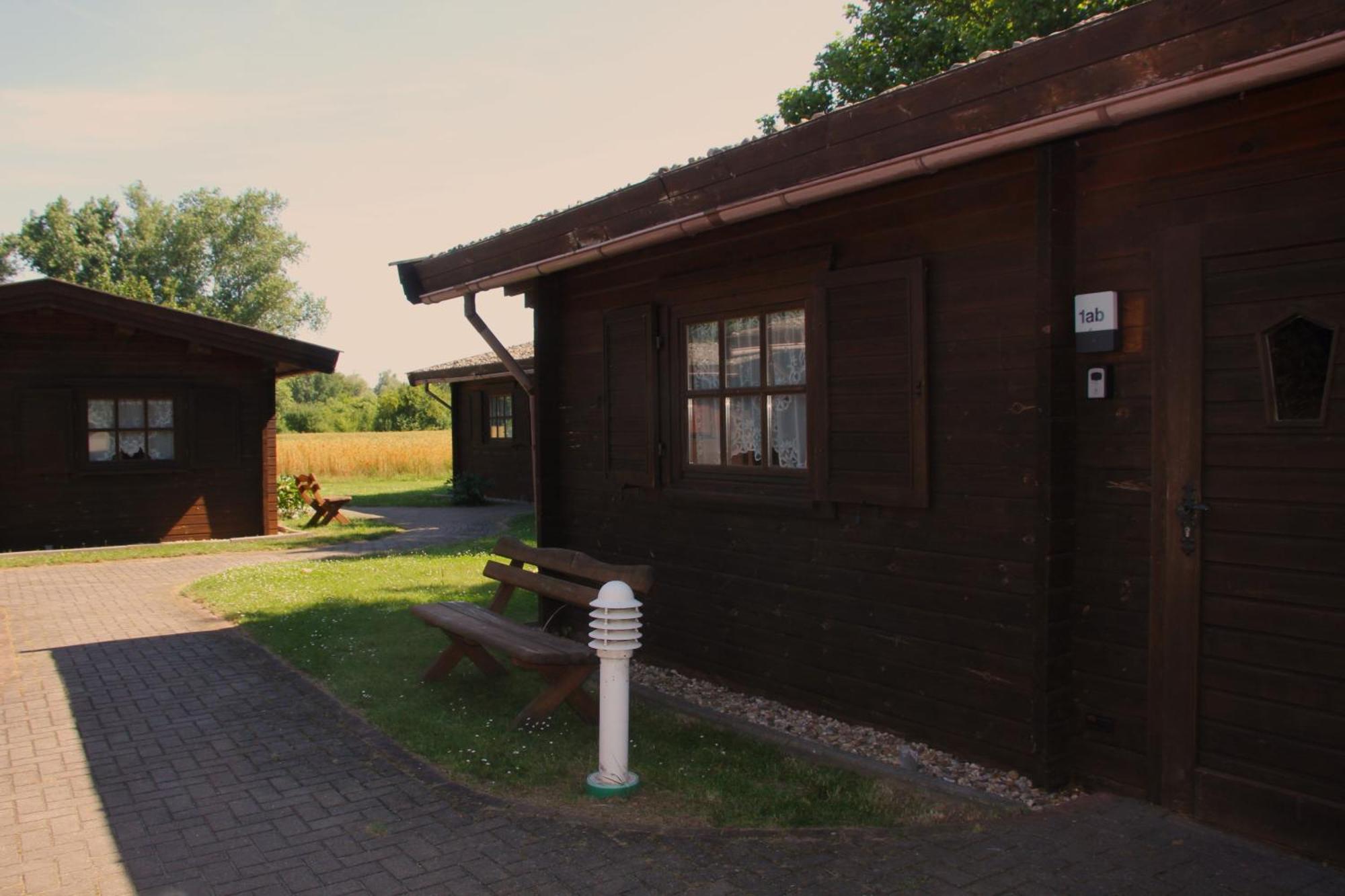 Abb Sportcenter Gaensefurth, Doppelzimmer Ohne Kueche, Standard Doppelzimmer Mit Kueche Hecklingen  外观 照片